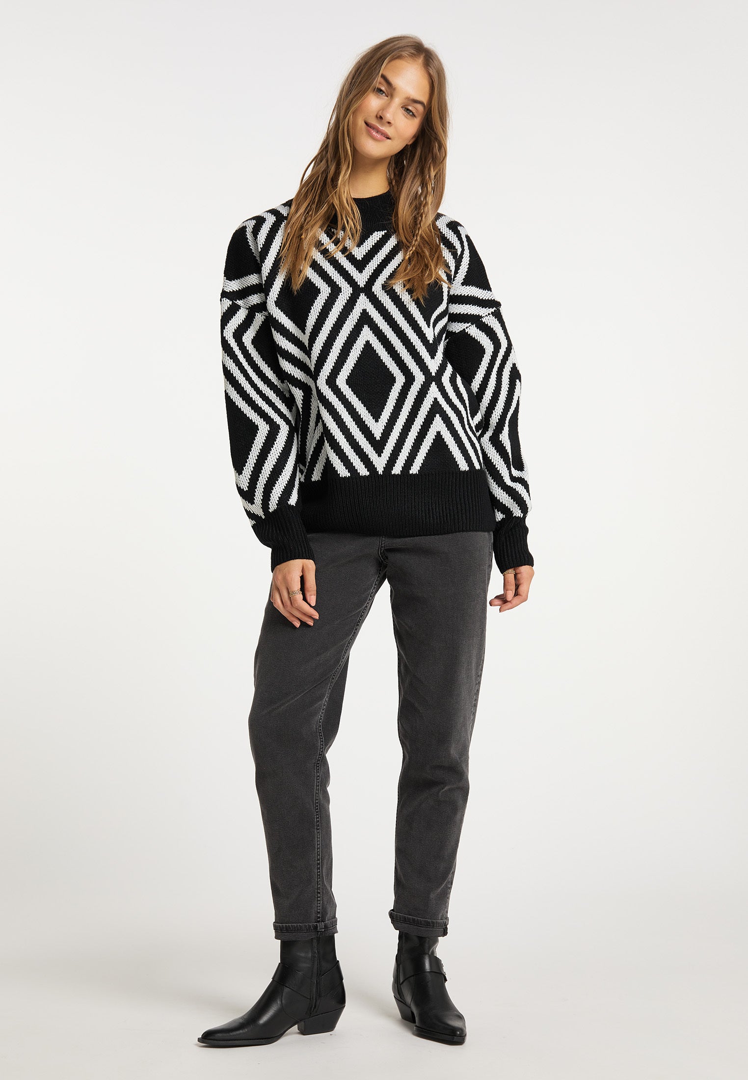 Black Off-White