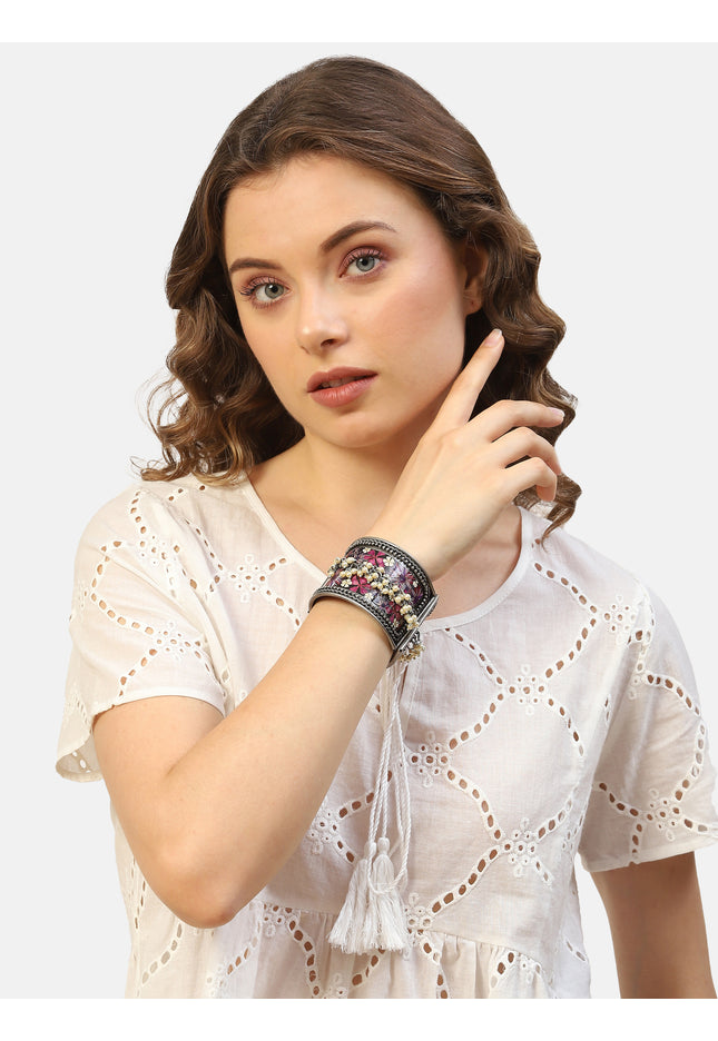 IZIA Women's Armband